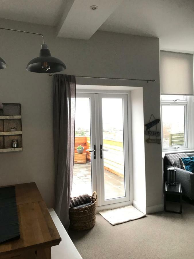 Wight View, Flat 2 Rosslyn House Apartment Swanage Exterior photo